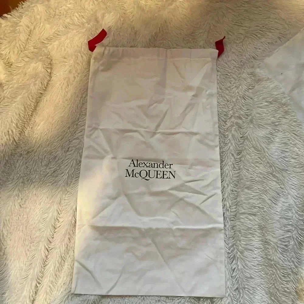 N/A alexander mcqueen